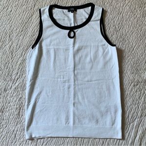 *Add to a bundle for free!* Chic by Jacob Knit Tank